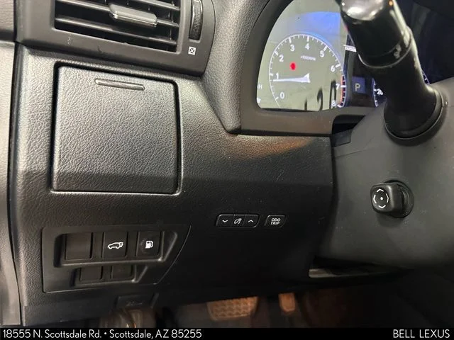 Used 2013  Lexus 350 image 19