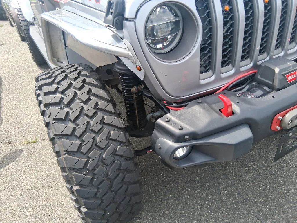 Used 2020 Silver Jeep Rubicon image 3