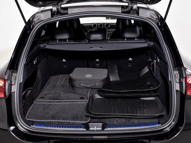 New 2027 Black Mercedes-Benz GLC 350e image 39