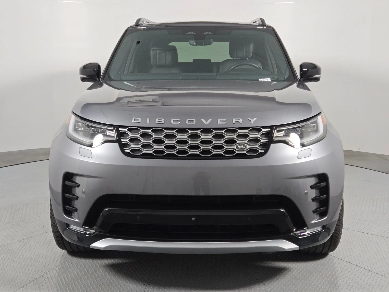 Used 2026 Eiger Gray Metallic Land Rover Gemini Edition image 8