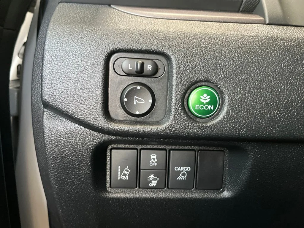 Used 2020 White Honda Sport image 13