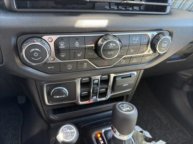 New 2026 Black Jeep 85th Anniversary Edition image 20
