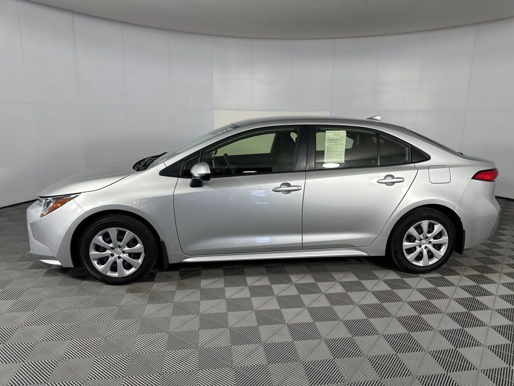 Used 2020 Silver Toyota LE image 6