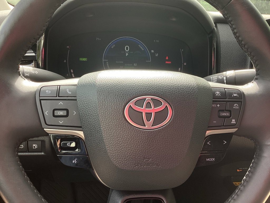 Certified Used 2025 Silver Toyota LE image 21