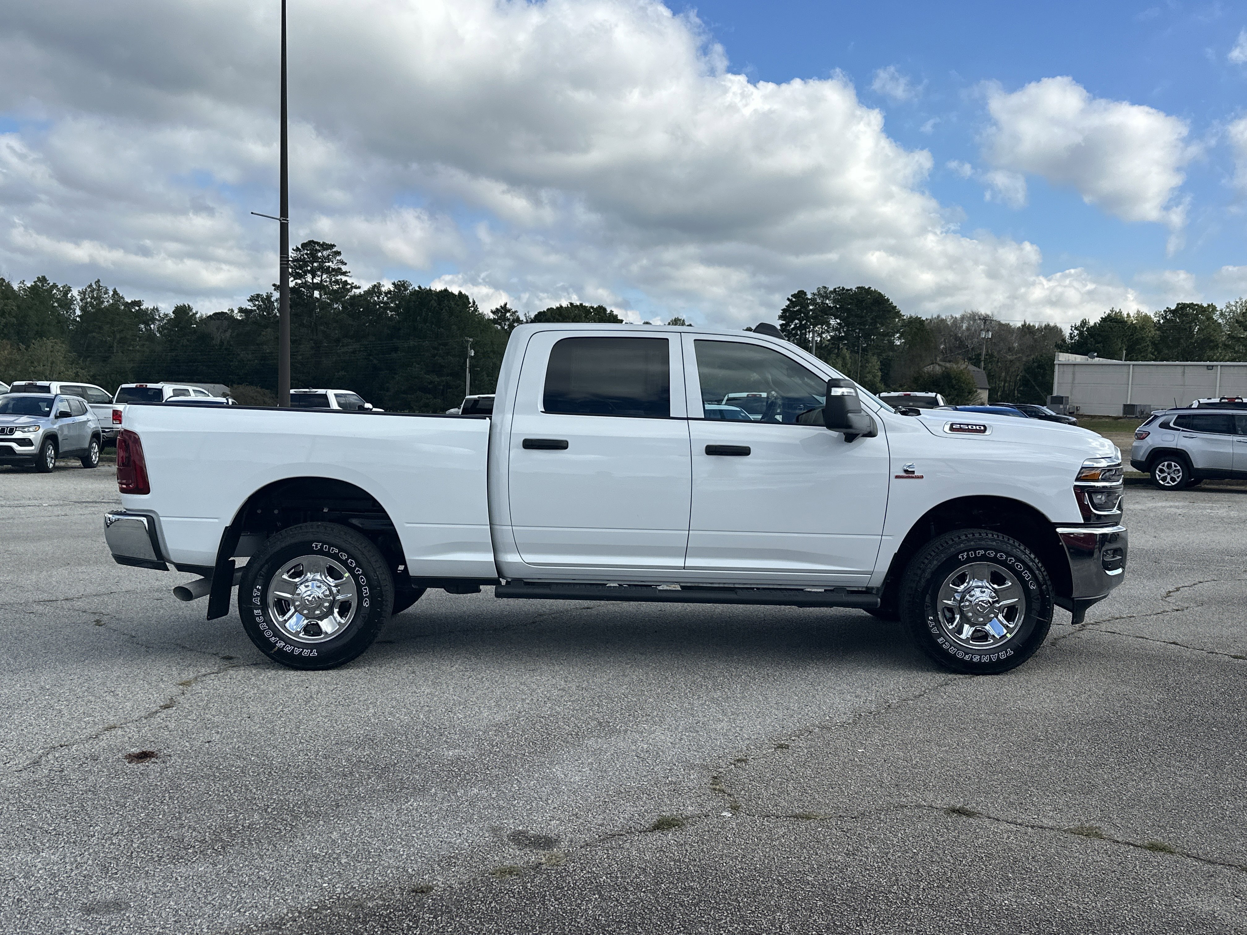 2026 RAM 2500 Tradesman - Photo 9