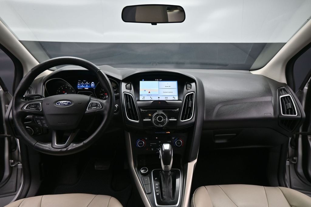 Used 2023 Black Ford Outer Banks image 21