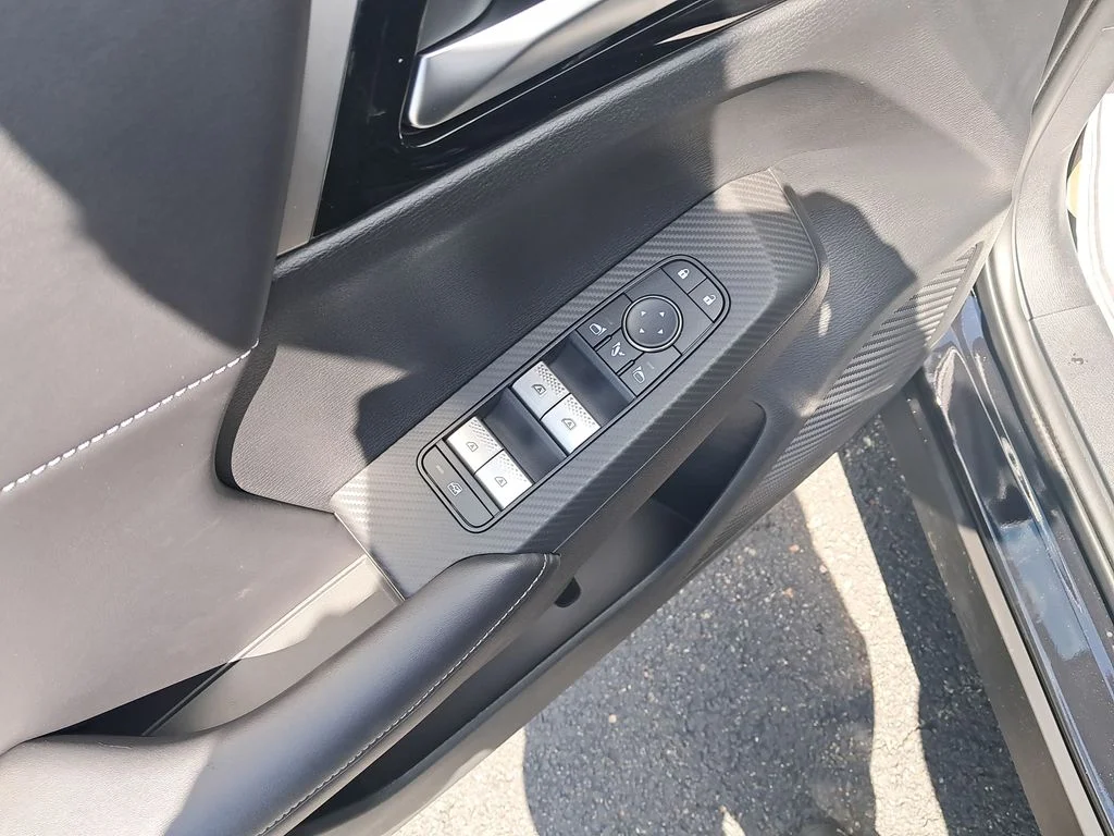 New 2026 Black Nissan SL image 12