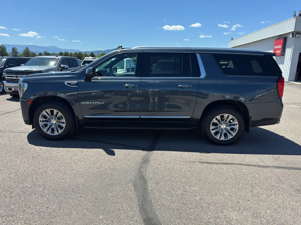 2021 GMC Yukon Denali AWD's photo