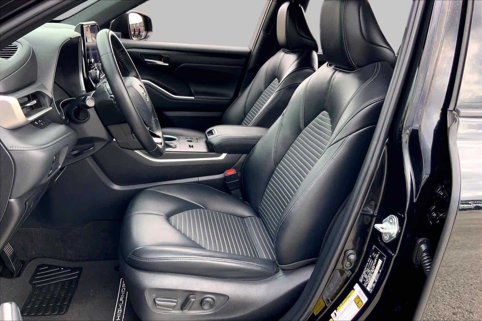 Used 2023 Midnight Black Metallic Toyota XSE image 8