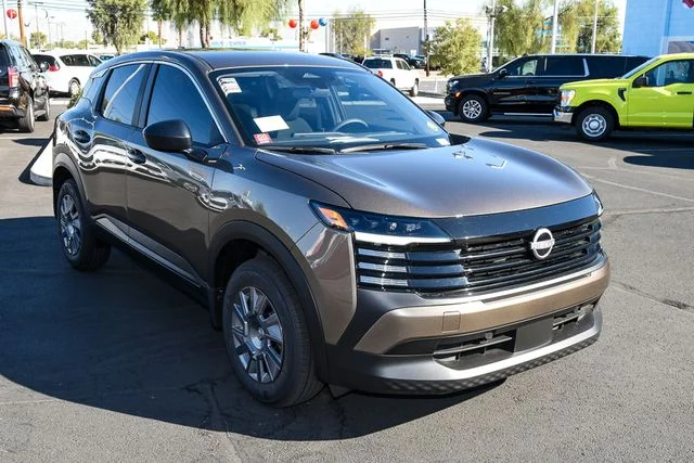 New 2026 Brown Nissan S image 8
