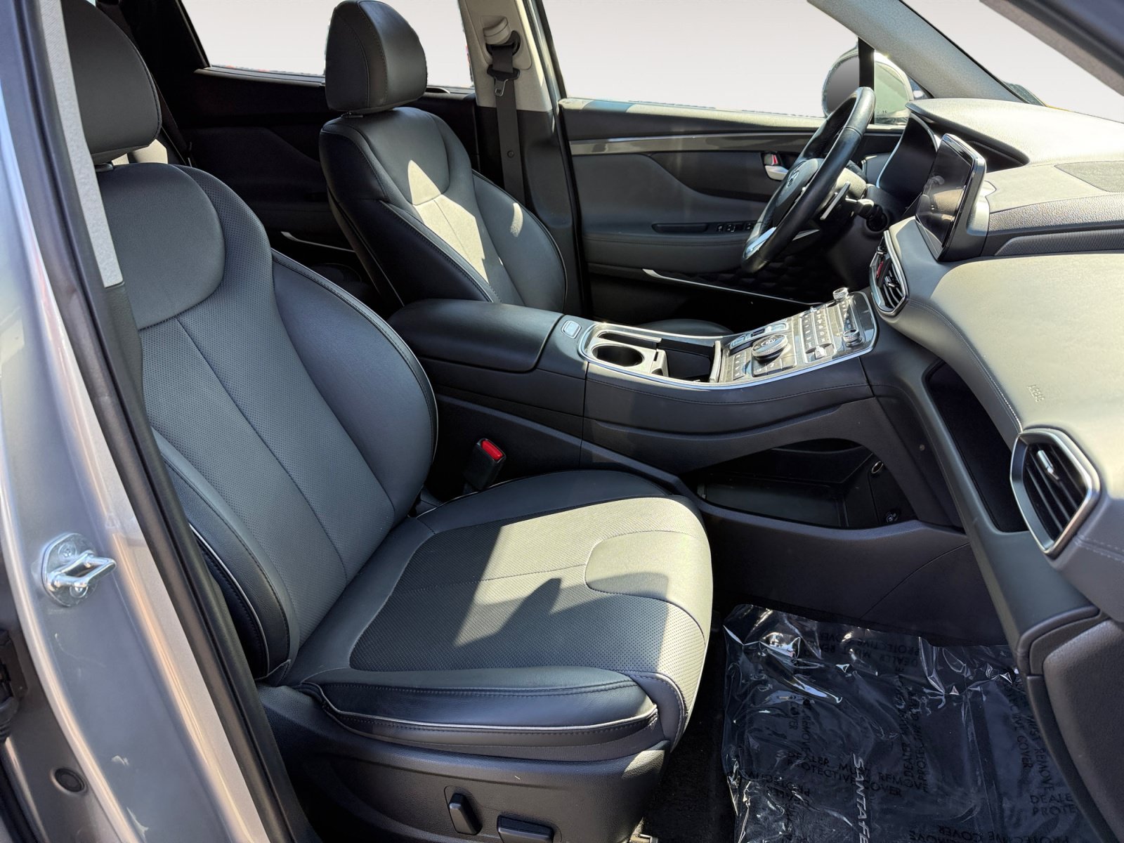 Certified Used 2023 Shimmering Silver Hyundai Limited image 19