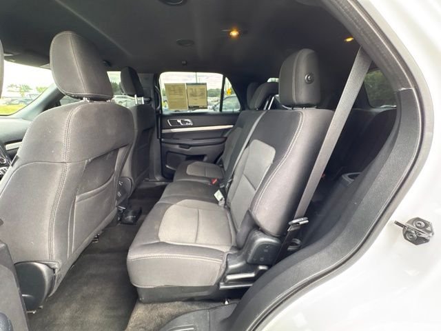 Used 2018 Oxford White Ford XLT image 25
