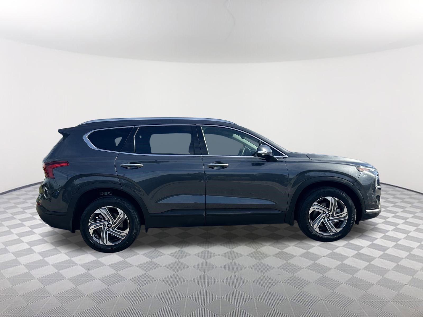 Used 2023 Portofino Gray Hyundai SEL image 4