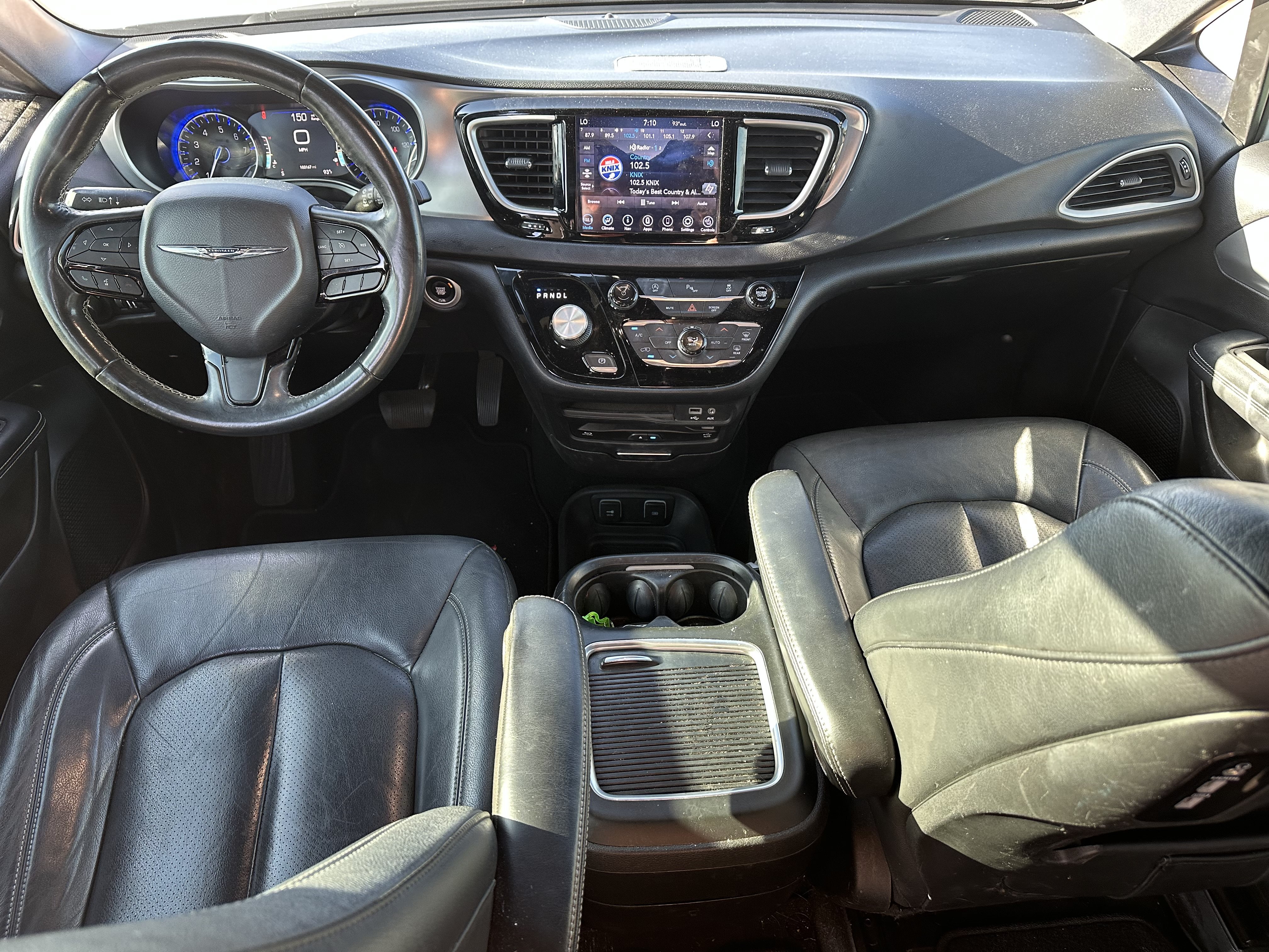 Used 2020 Bright White Clearcoat Chrysler Touring L Plus image 19