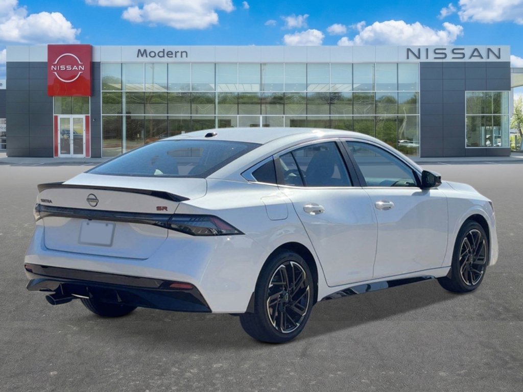 New 2027 Aspen White Tricoat Nissan SR image 5