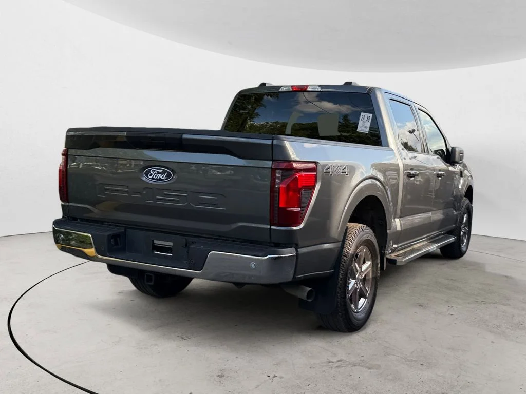 Certified Used 2025 Gray Ford XLT image 4