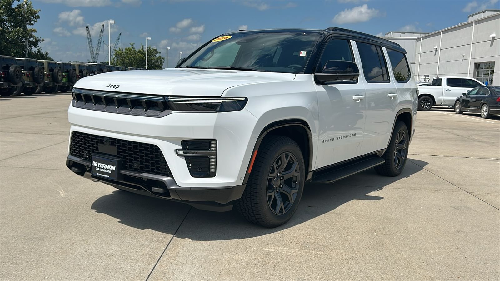 New 2026 Bright White Clear-Coat Exterior Paint Jeep Upland image 8