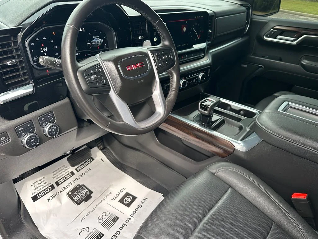 2022 GMC Sierra 1500 SLT - Photo 12