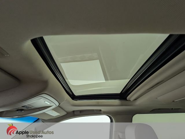 Used 2015 White Chevrolet LTZ image 36
