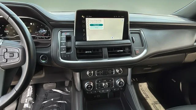Used 2023 Silver GMC SLT image 26
