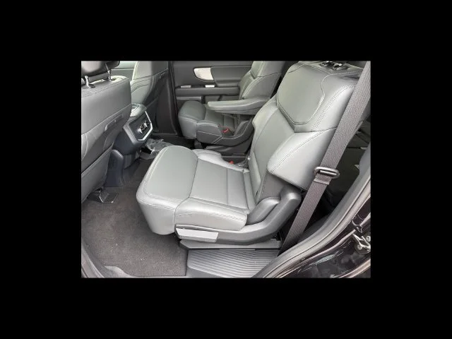 New 2027 Black Ford Active image 11