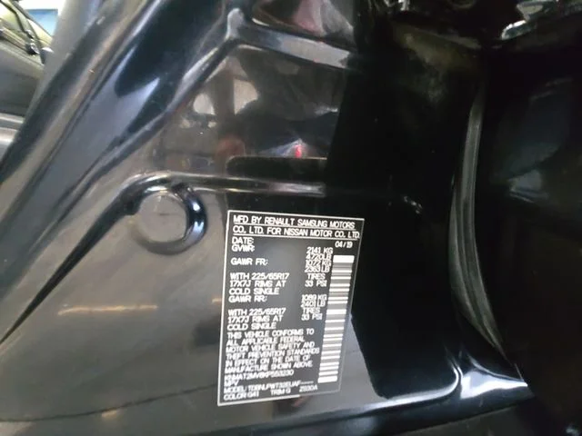 Used 2019 Black Nissan S image 25