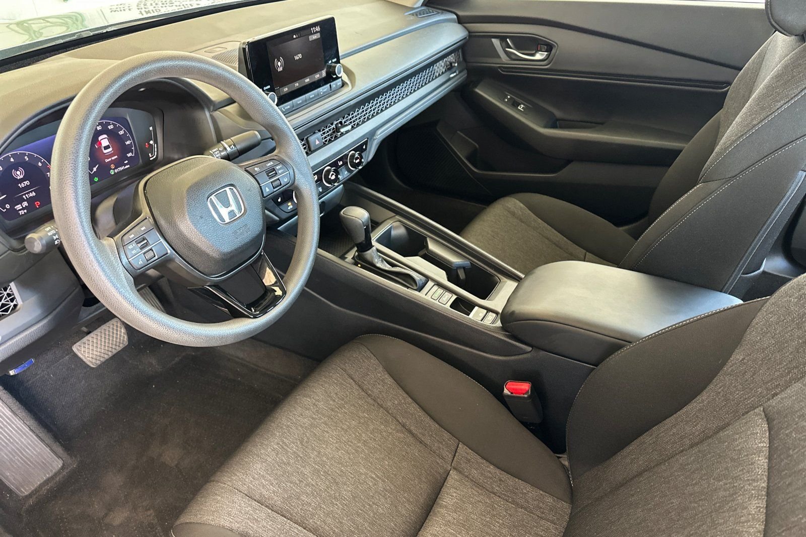 Used 2024 Gray Honda EX image 10