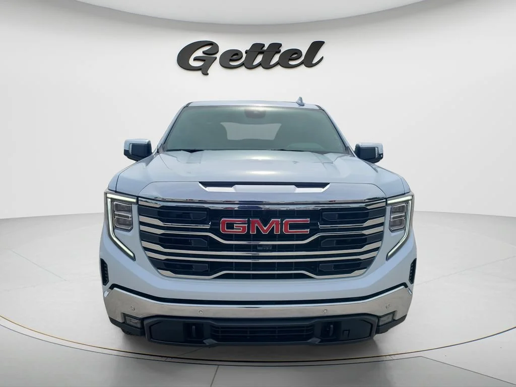 New 2026 Glacier White Tricoat GMC SLT image 2