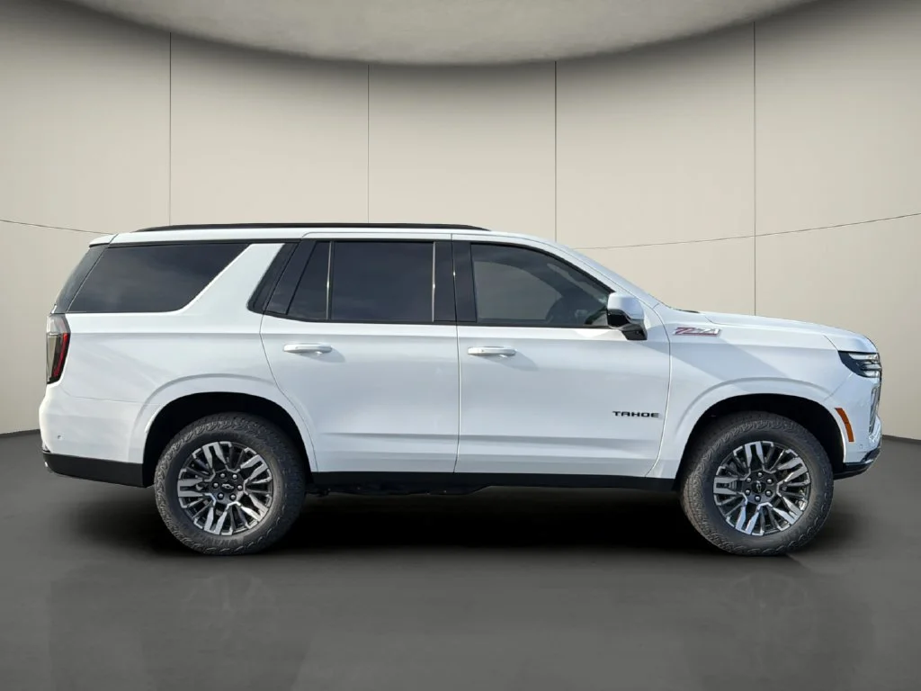 New 2026 Summit White Chevrolet Z71 image 8