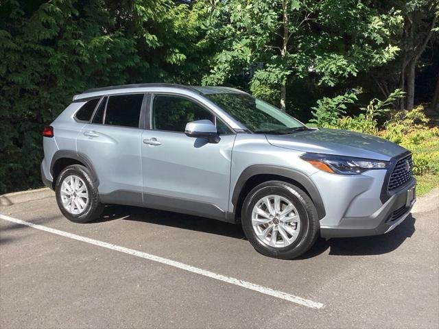 Certified Used 2023 SONIC SILVER Toyota  image 7