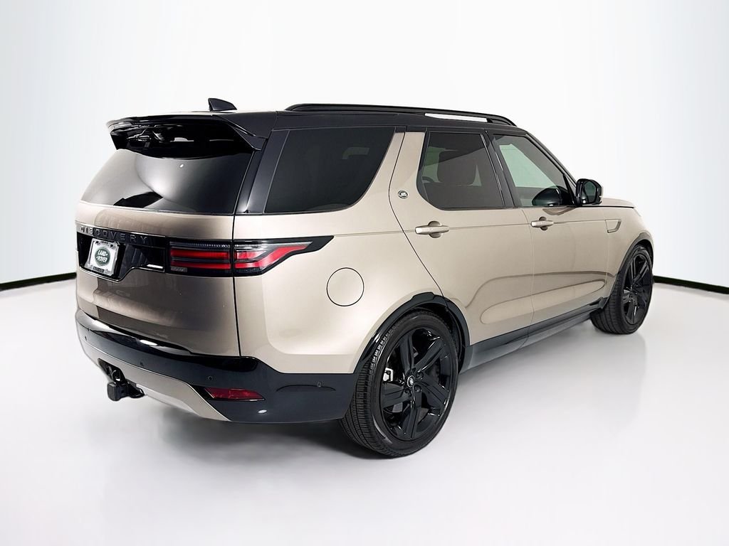 Used 2025 Lantau Bronze Metallic Land Rover Dynamic SE image 5