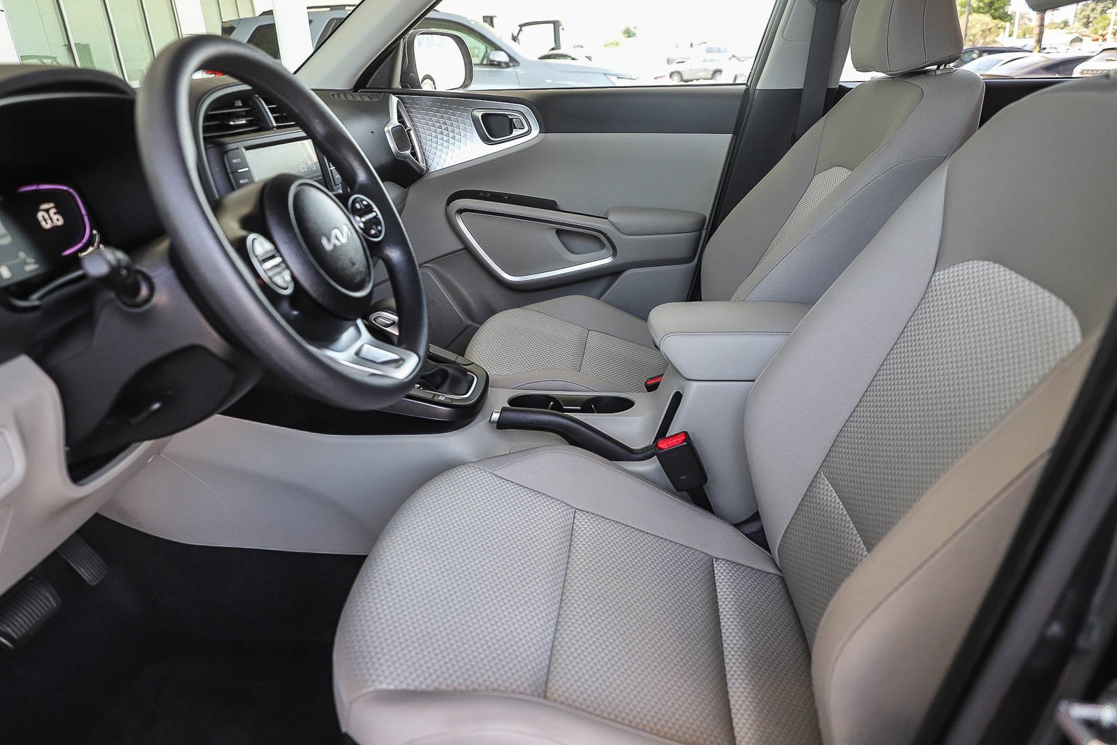 Used 2025 Gravity Gray Kia LX image 21
