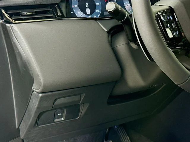 Certified Used 2026 Gray Land Rover S image 10