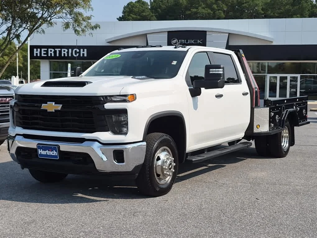 2025 Chevrolet Silverado 3500 Chassis Cab