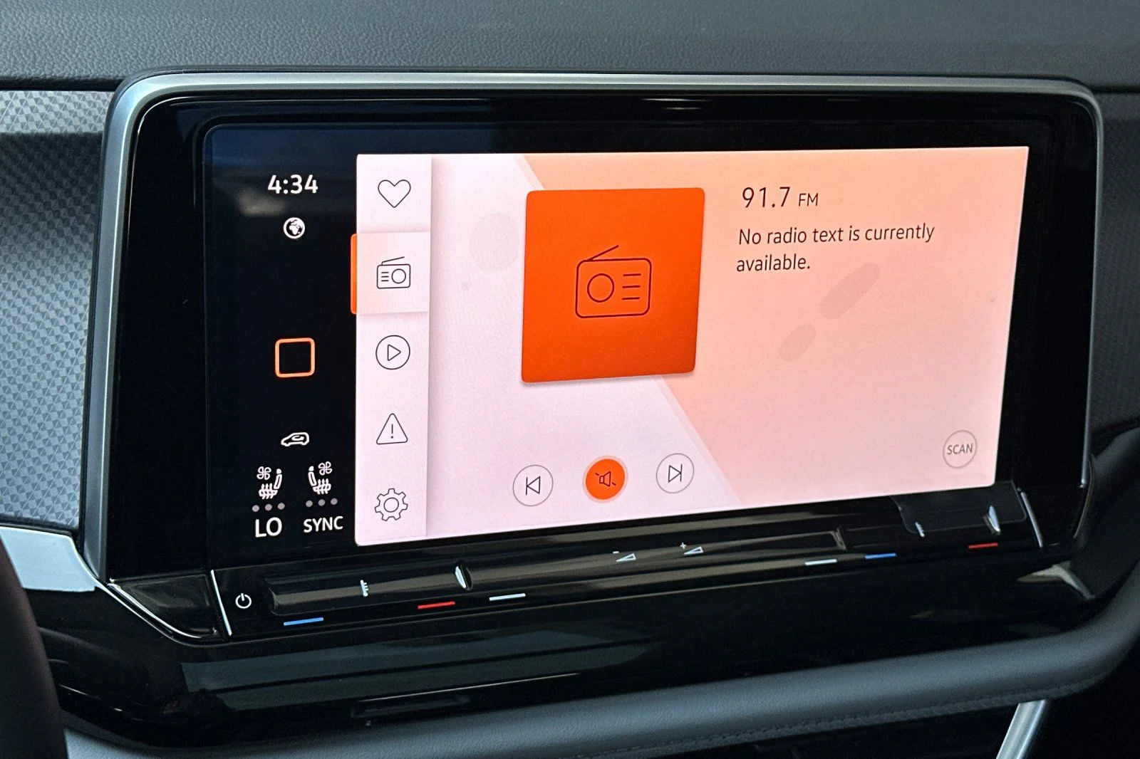 New 2026 White Volkswagen Peak Edition image 17
