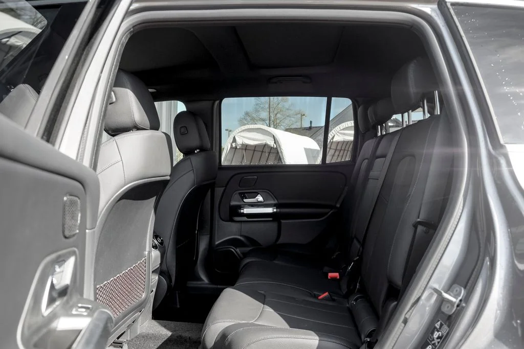 New 2026 Mountain Grey Metallic Mercedes-Benz GLB 250 image 17