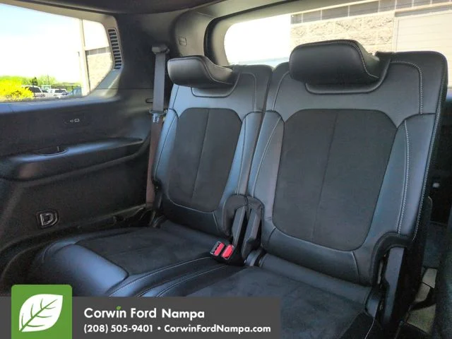 Used 2021 Silver Zynith Jeep  image 27