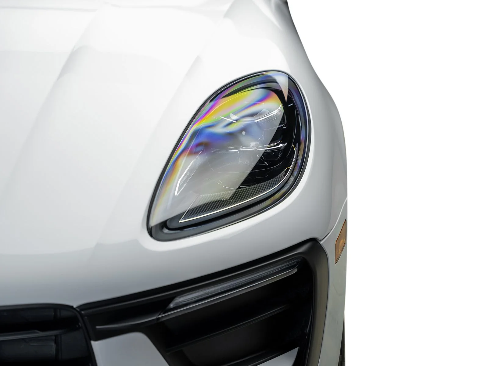 Used 2025 White Porsche Base image 4