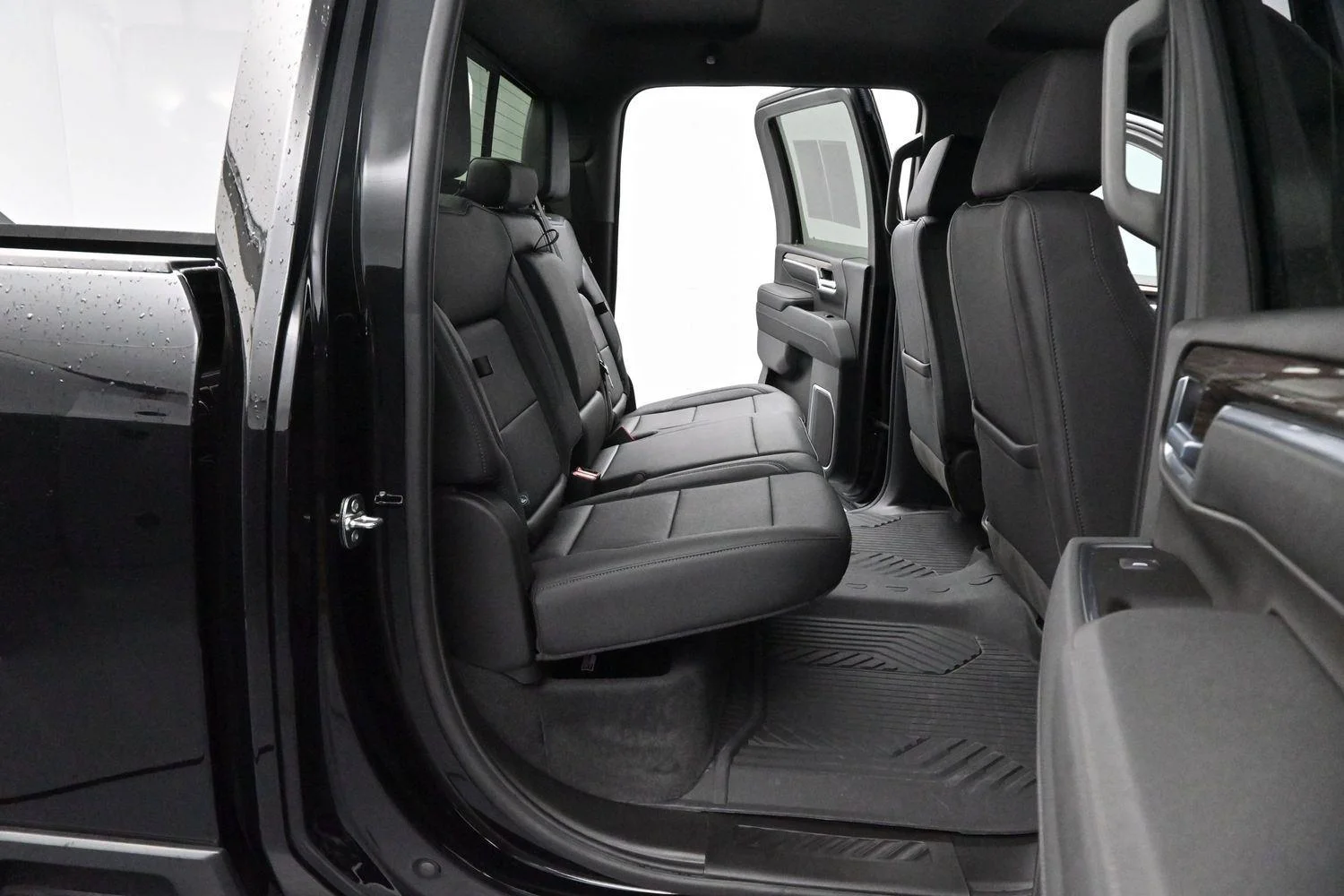 Used 2026 Black Chevrolet LT image 30