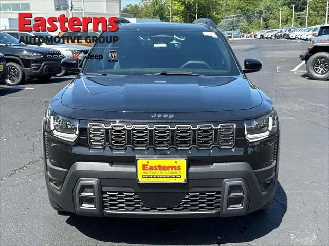 New 2026 Diamond Black Crystal Pearl-Coat Exterior Paint Jeep 85th Anniversary image 2