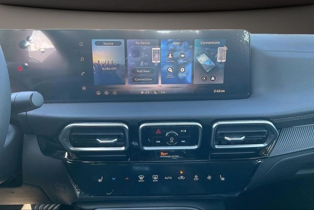 2026 Nissan Sentra SV - Photo 6