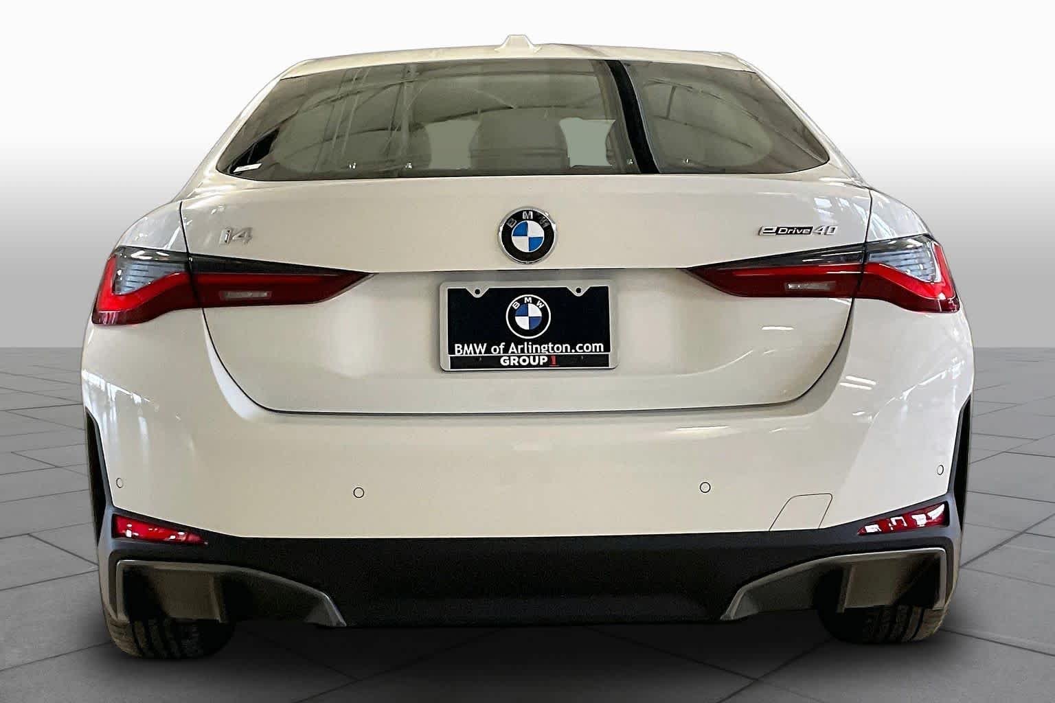 New 2026 Alpine White BMW eDrive40 image 4