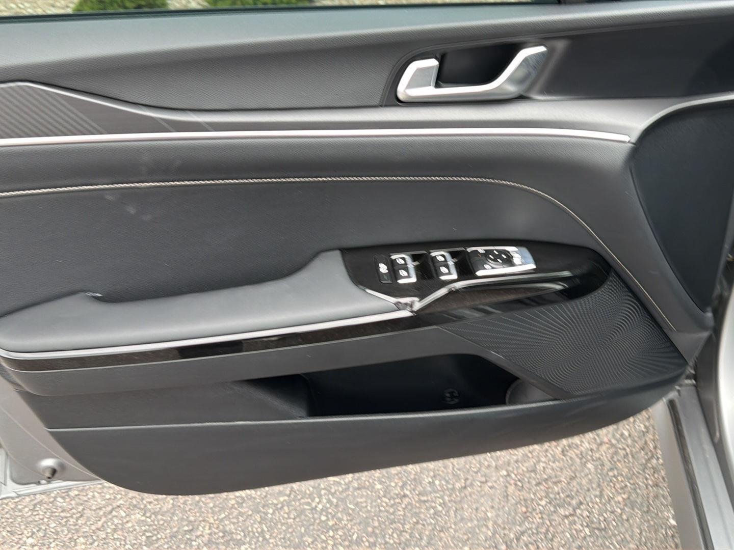 Used 2026 Steel Matte Gray Kia GT-Line image 13