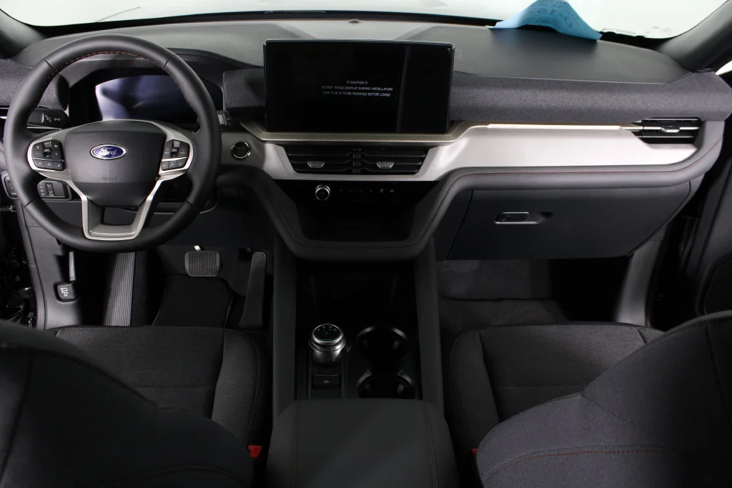 New 2027 Black Ford Active image 26