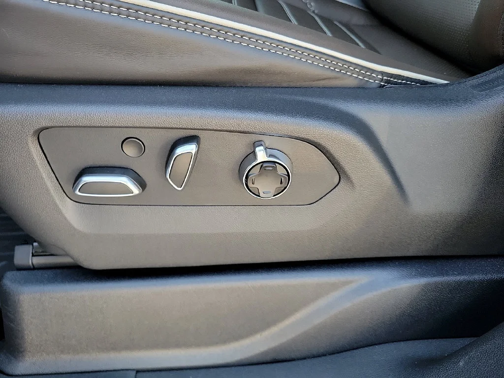 New 2026 Sterling Metallic GMC Denali Ultimate image 20