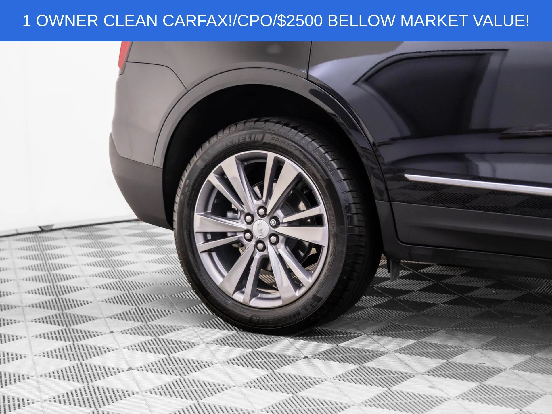 Used 2025 Black Cadillac Premium Luxury image 34