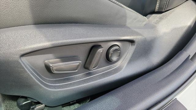 Certified Used 2025 ICE CAP Toyota  image 16
