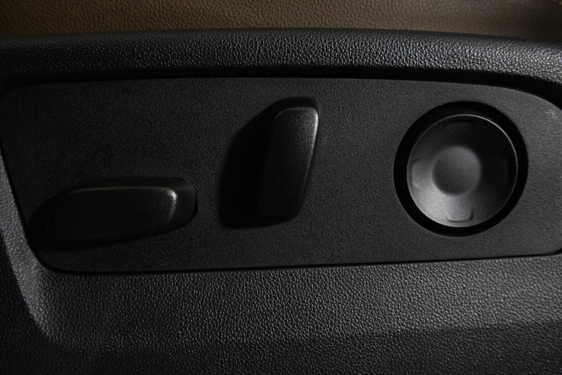 2025 CHEVROLET TAHOE - Image 16