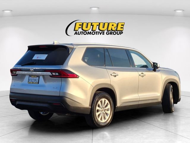 Used 2025 Silver Toyota XLE image 4