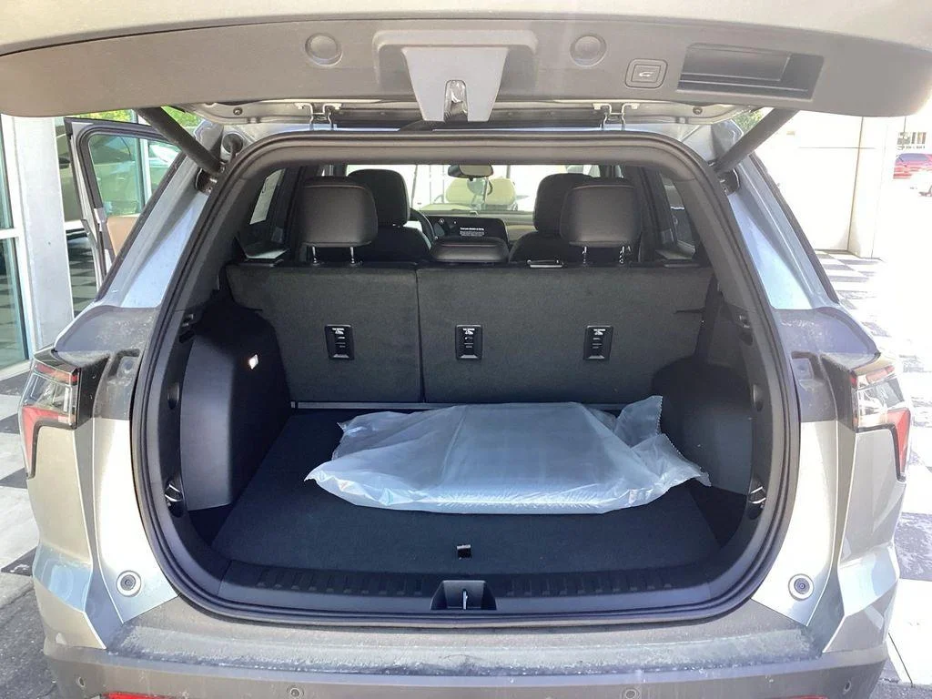 New 2026 Sterling Gray Metallic Chevrolet ACTIV image 21